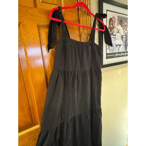 Show Me Your Mumu Black Tiered Maxi Dress Tie Shoulder Smocked Bodice Medium - Picture 4 of 10